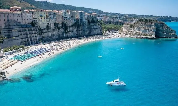 Light Blue 3* Tropea