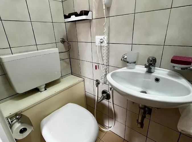 Bed & Breakfast Light Blue 3*